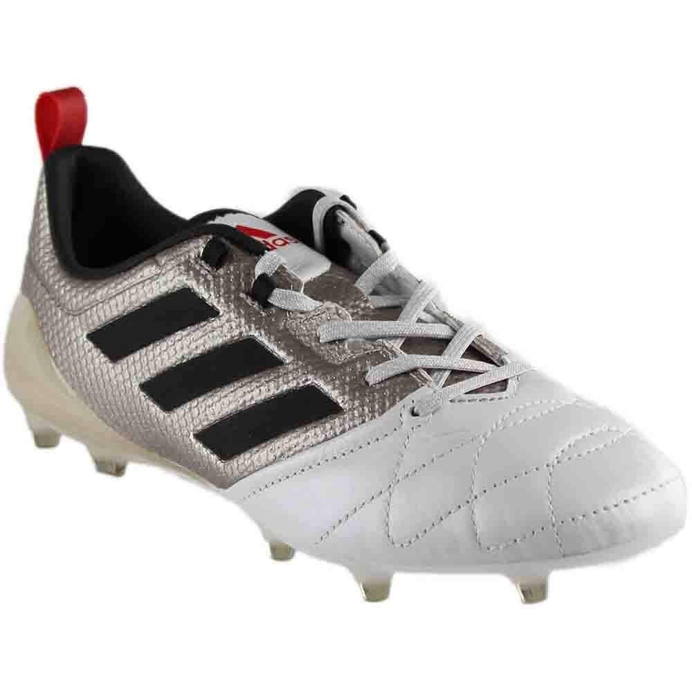 Womens soccer cleats